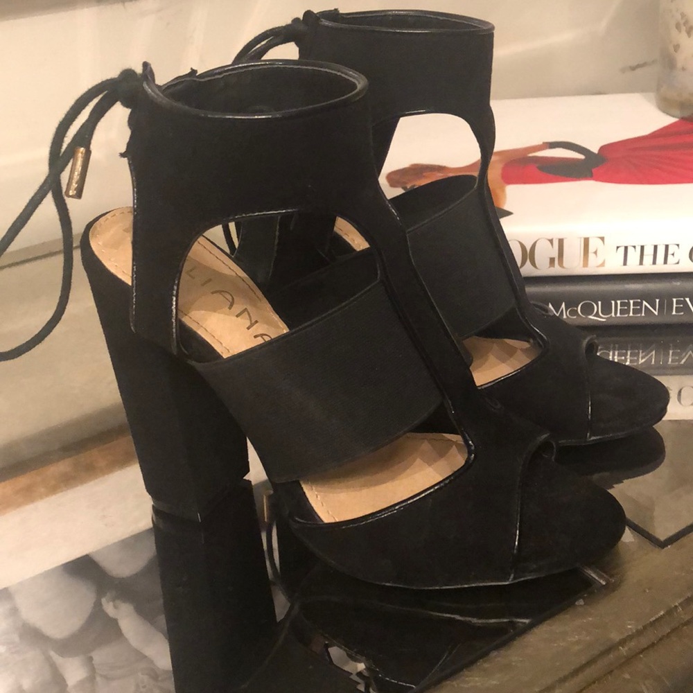 Black chunky heels
